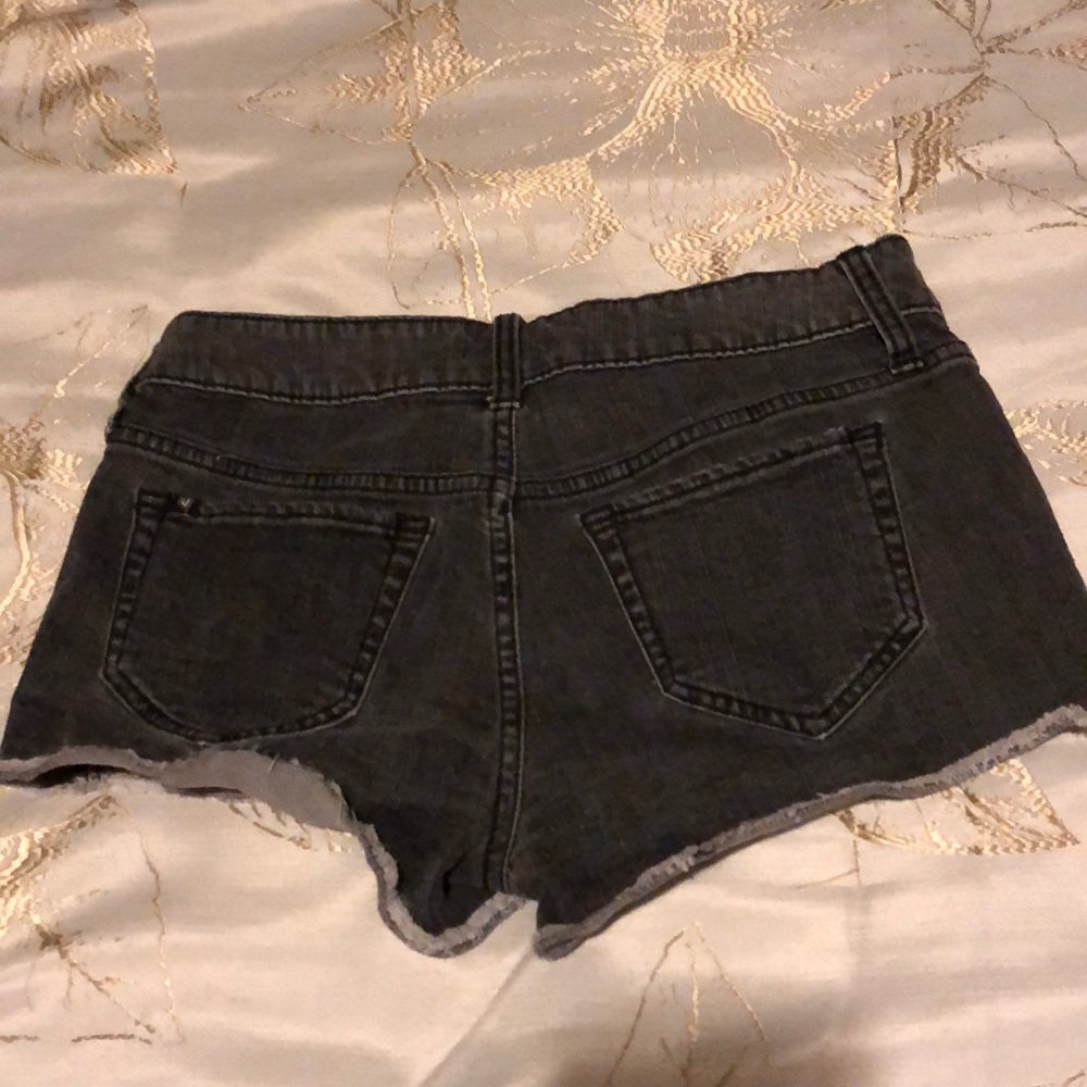 Shorts - Picture 2 of 2